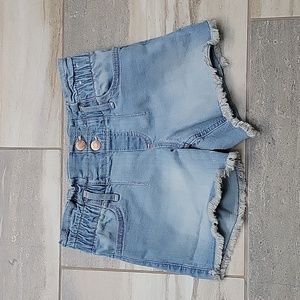 Girl's Abercrombie mid-rise denim midi shorts size 11/12